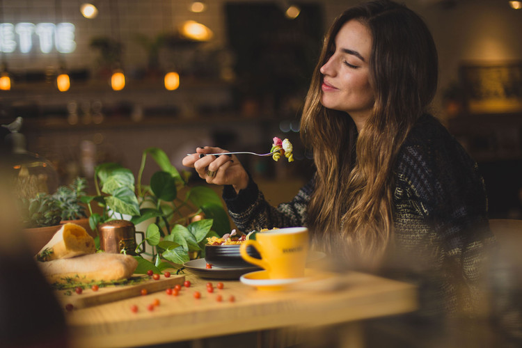 Artikelbild: Leistungstiefs nach dem Essen müssen nicht sein