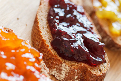 Brot mit süßem Aufstrich (vgn)
