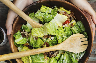 Salat mit Zitronen-Dressing (vgn)