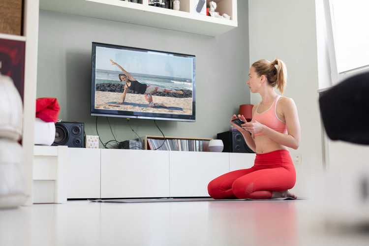 Artikelbild: So kommt fitnessRAUM.de auf den Fernseher