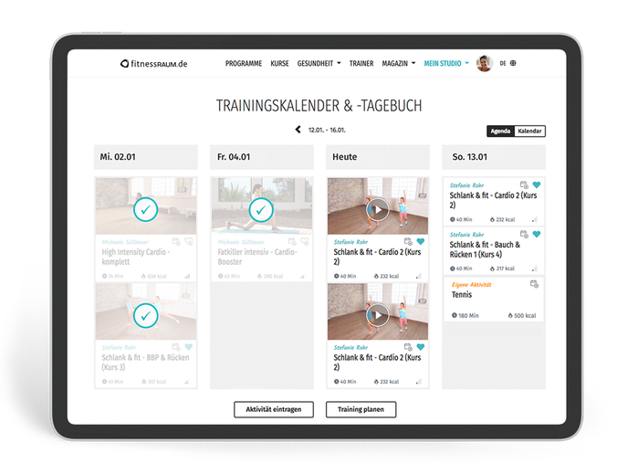 Device mit persoenlichem Trainingsplan im Online-Fitness-Account