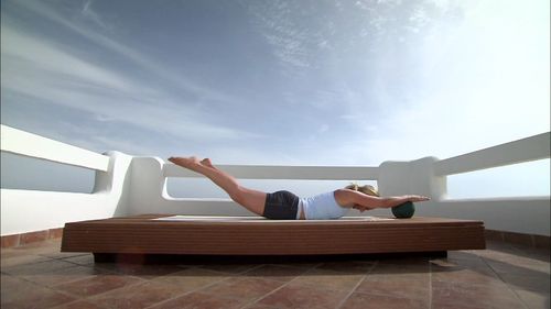 Vorschaubild: Pilates mit Ball - dehnen & bewegen