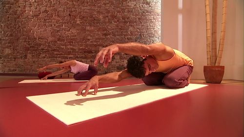 Vorschaubild: Rückenyoga Anna Trökes - unterer Rücken