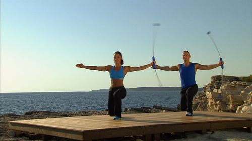 Vorschaubild: Schwingstab Workout - Stand 1 (Po, Beine)