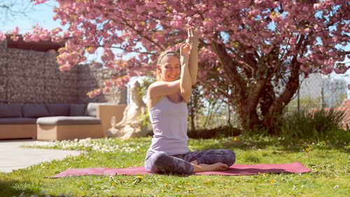 Vorschaubild: Arm-Stretching 2