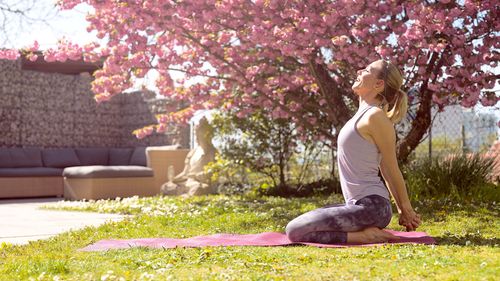 Vorschaubild: Arm-Stretching 3