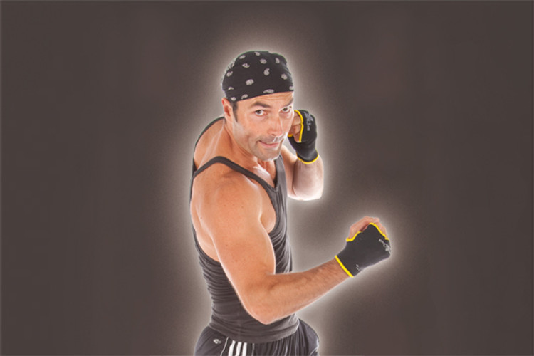 Artikelbild: Kick & Punch mit Emmanuel Akermann