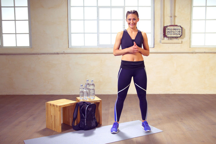 Artikelbild: Muskeltraining mit Julia Schuppel